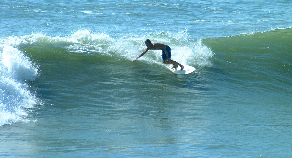 (50) Dscf1437 (misc bob hall surfers).jpg   (950x513)   224 Kb                                    Click to display next picture